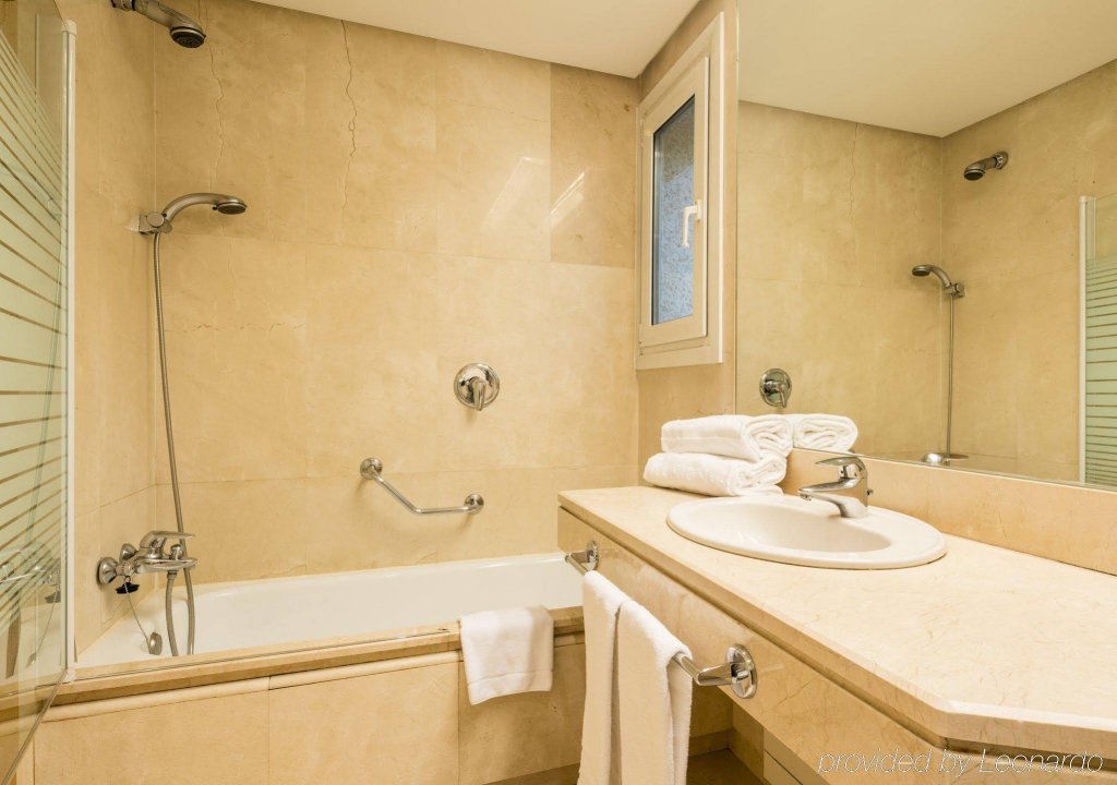 Фото Hotel Ilunion Pio XII