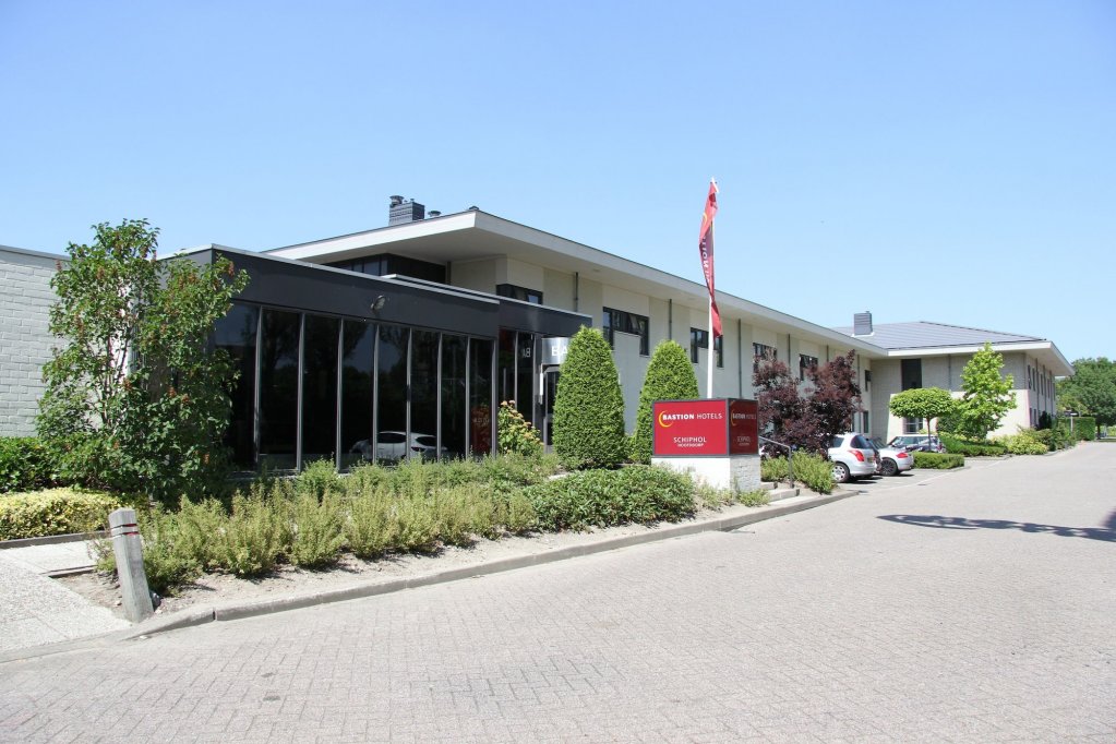 Фото Bastion Hotel Schiphol Hoofddorp