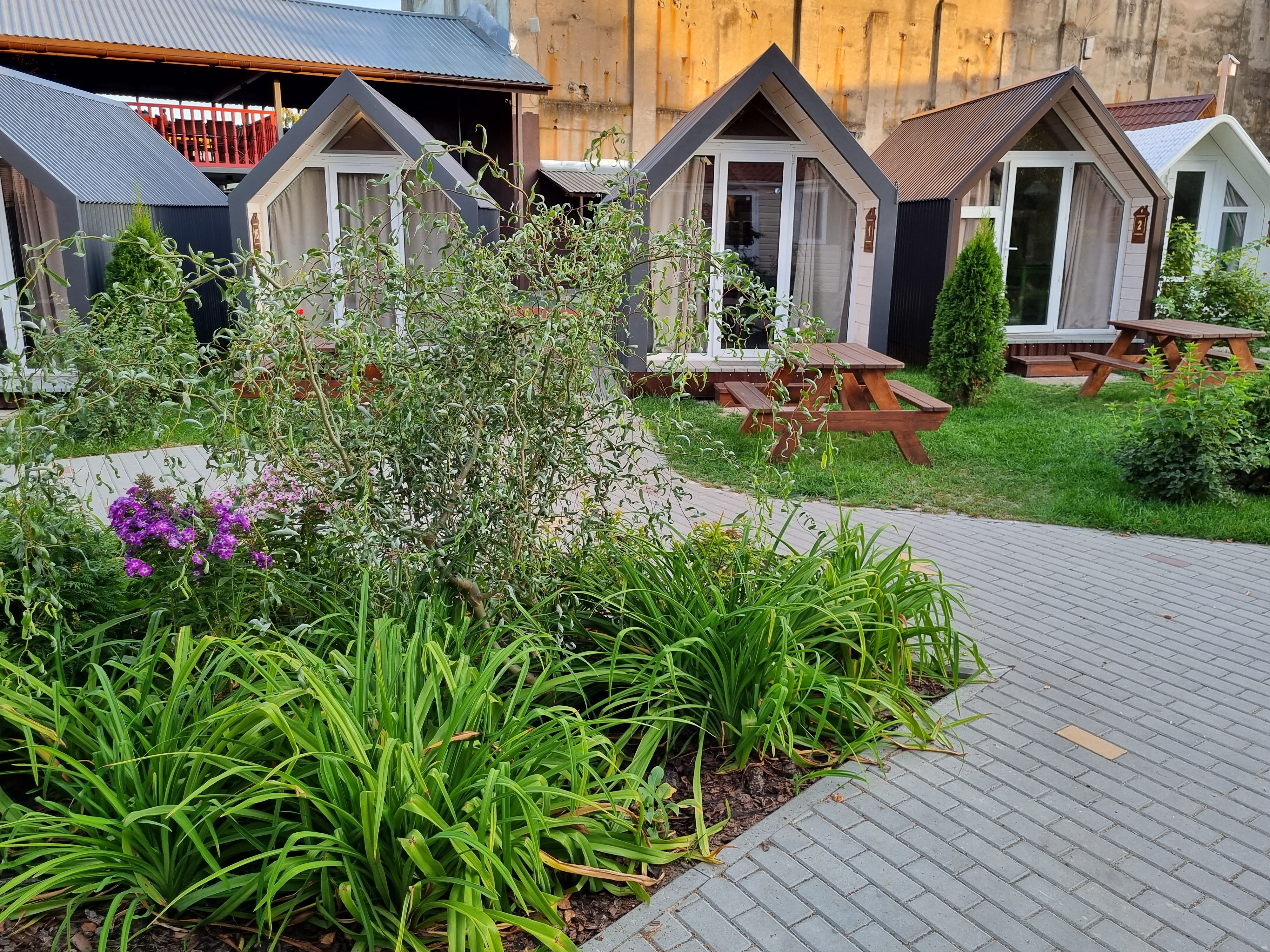 Фото отеля 1