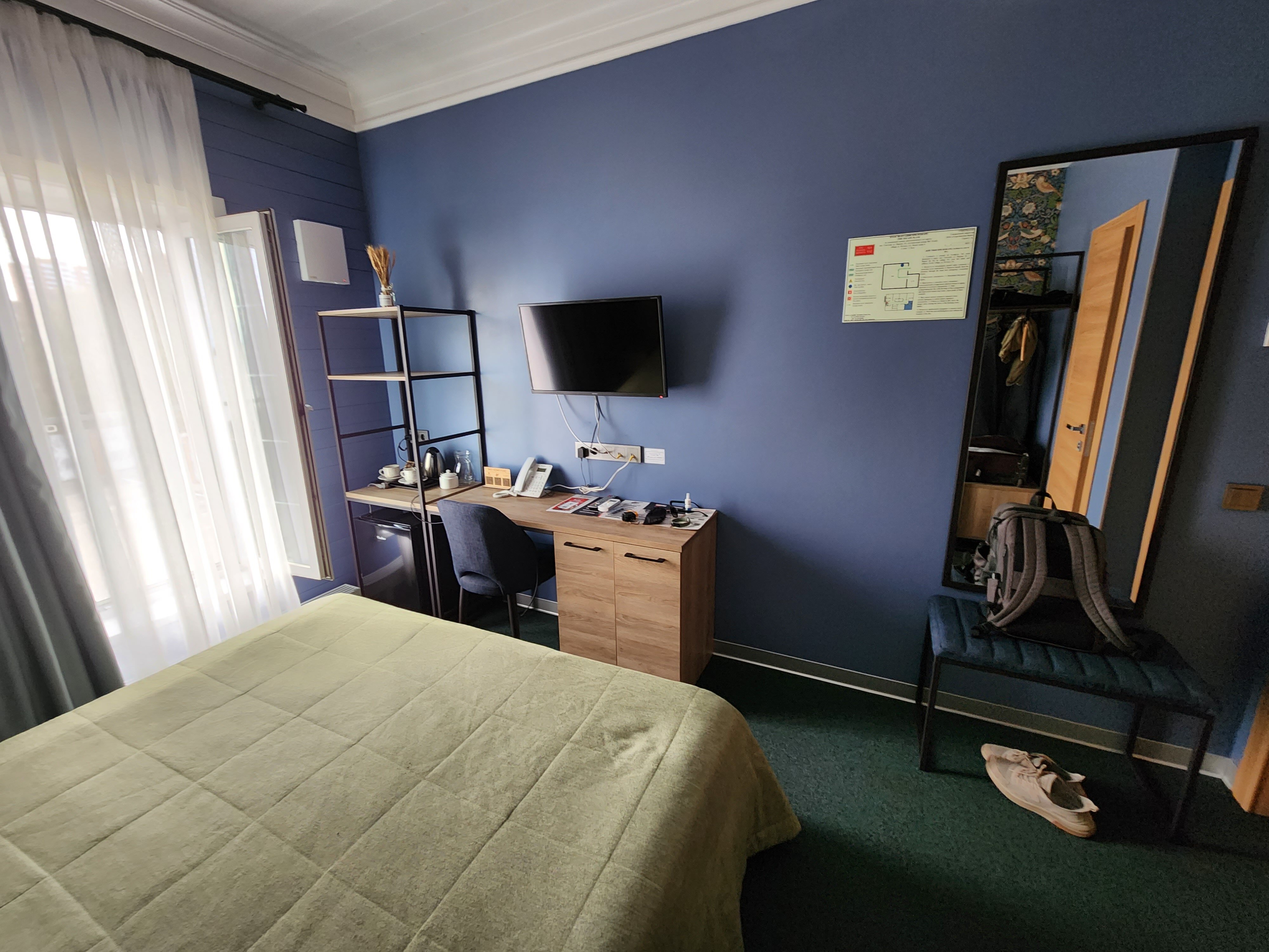 Фото Светлый