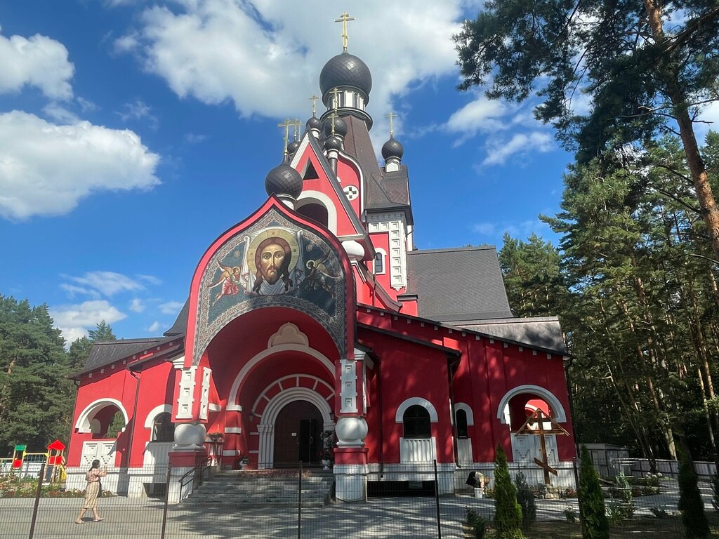 Orthodox church Khram Vozneseniya Gospodnya, Minsk District, photo