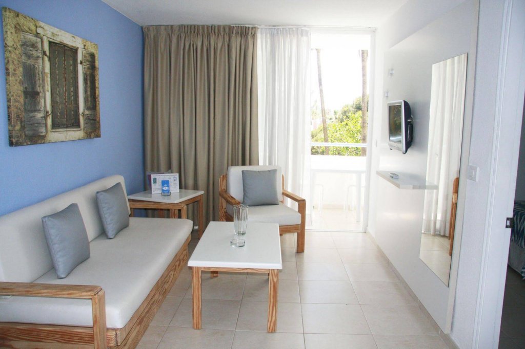 Фото Aparthotel Playa del Sol - Adults Only