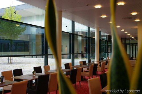 Гостиница Holiday Inn Express Singen в Зингене