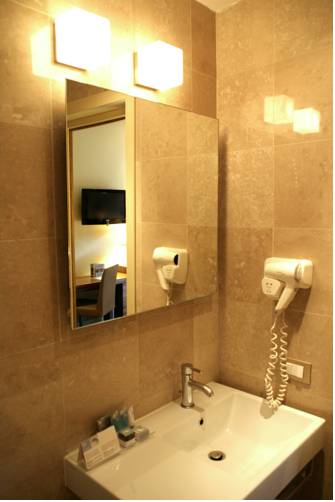 Фото Hotel Saint John