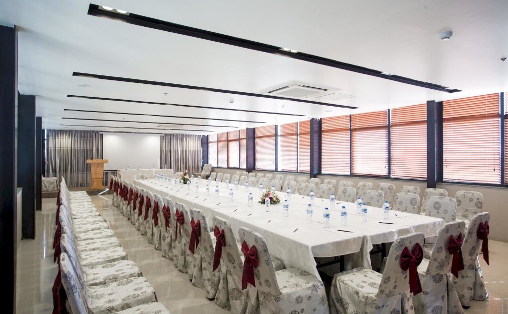 Фото Park Side Sunline Hotel