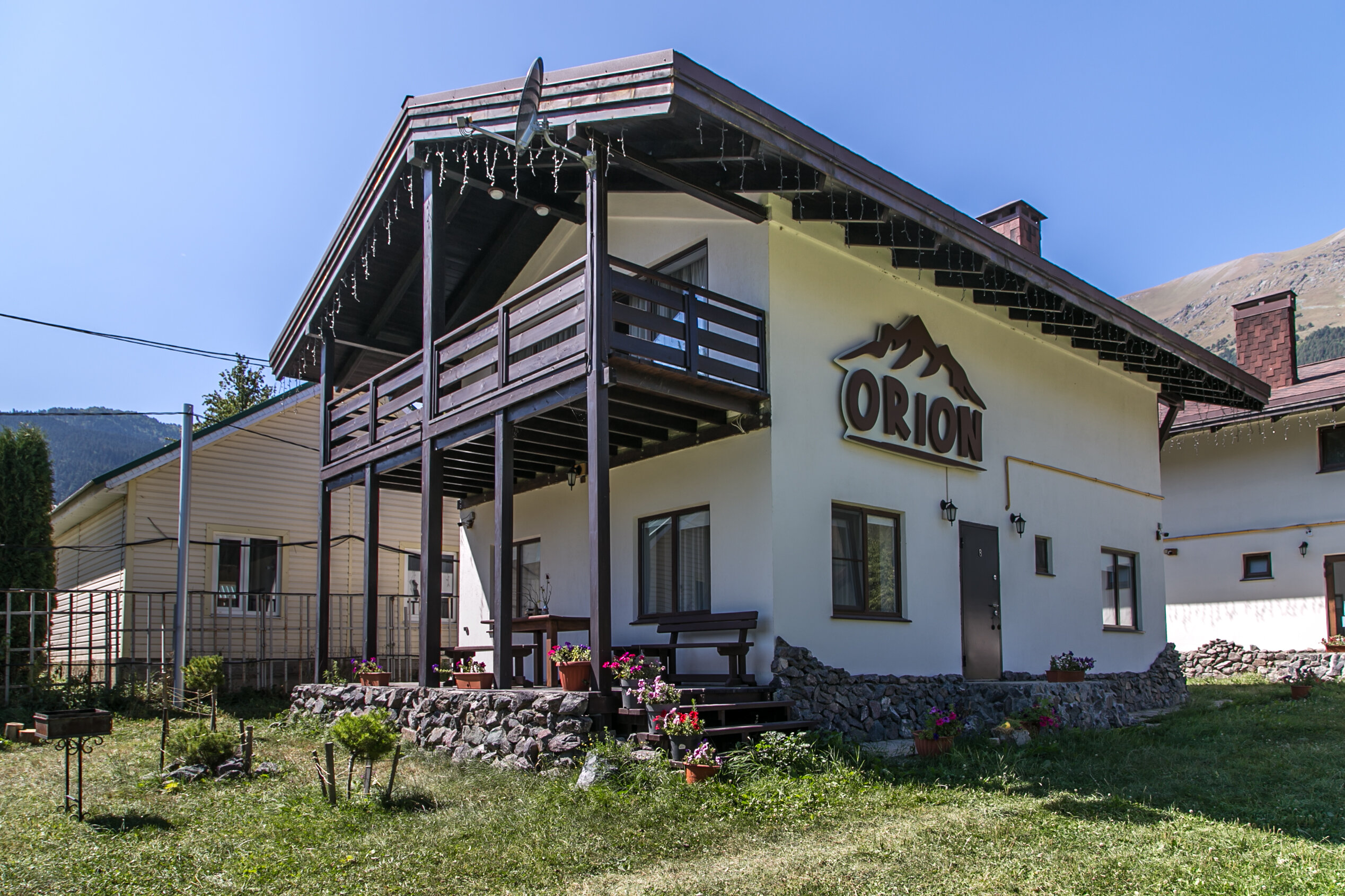 Фото отеля 1