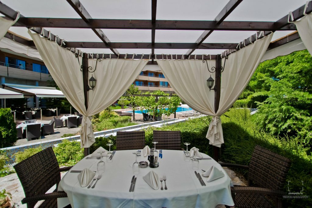 Фото Grand Hotel Pomorie