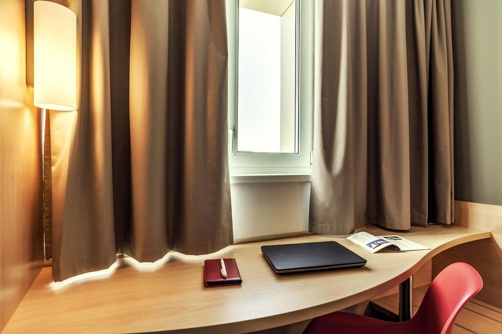 Фото Ibis Abu Dhabi Gate