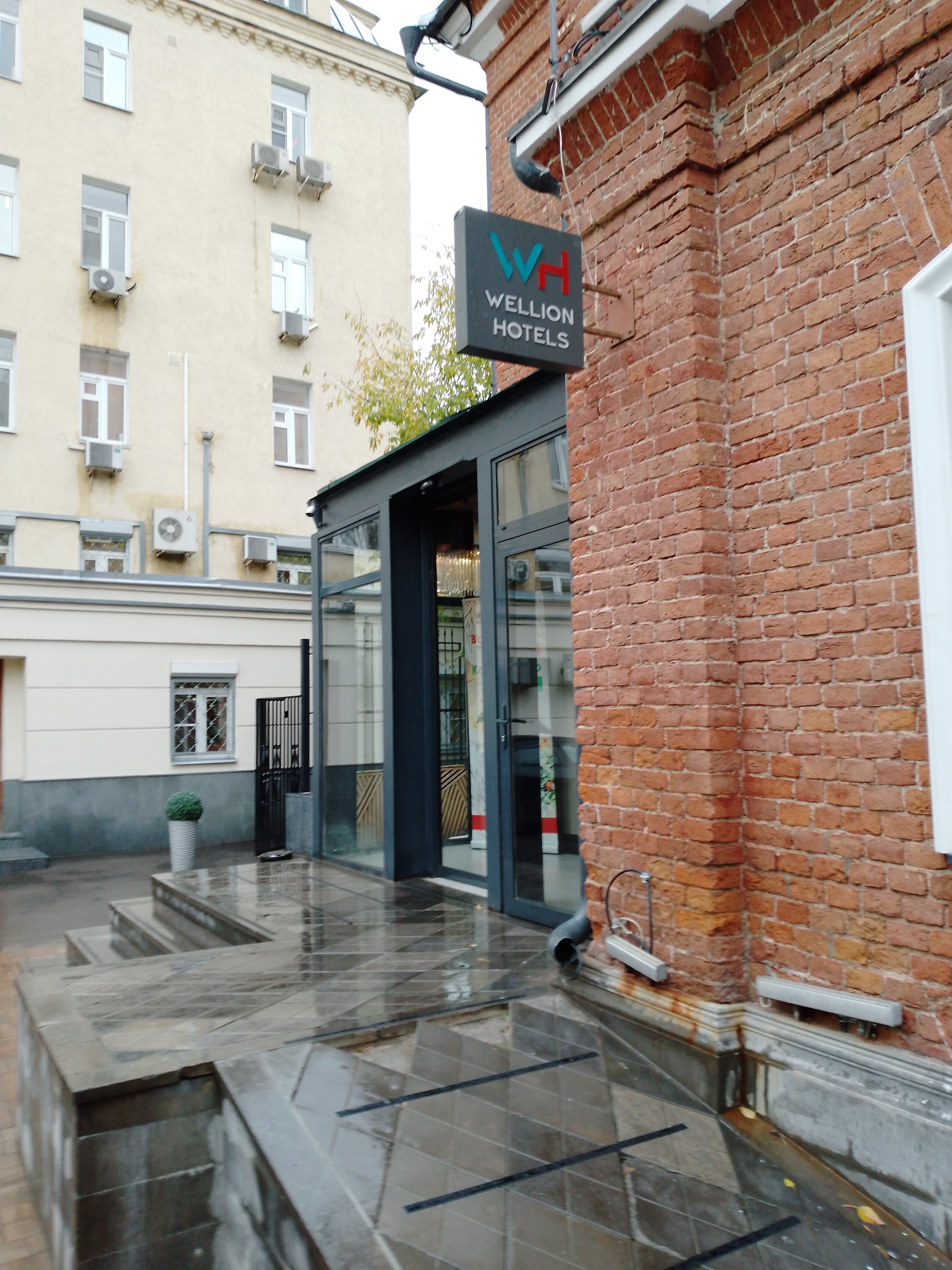 Фото Веллион Сухаревский