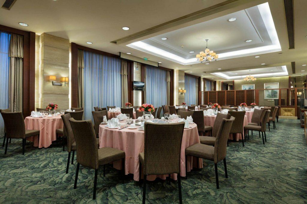 Фото Ramada Beijing North