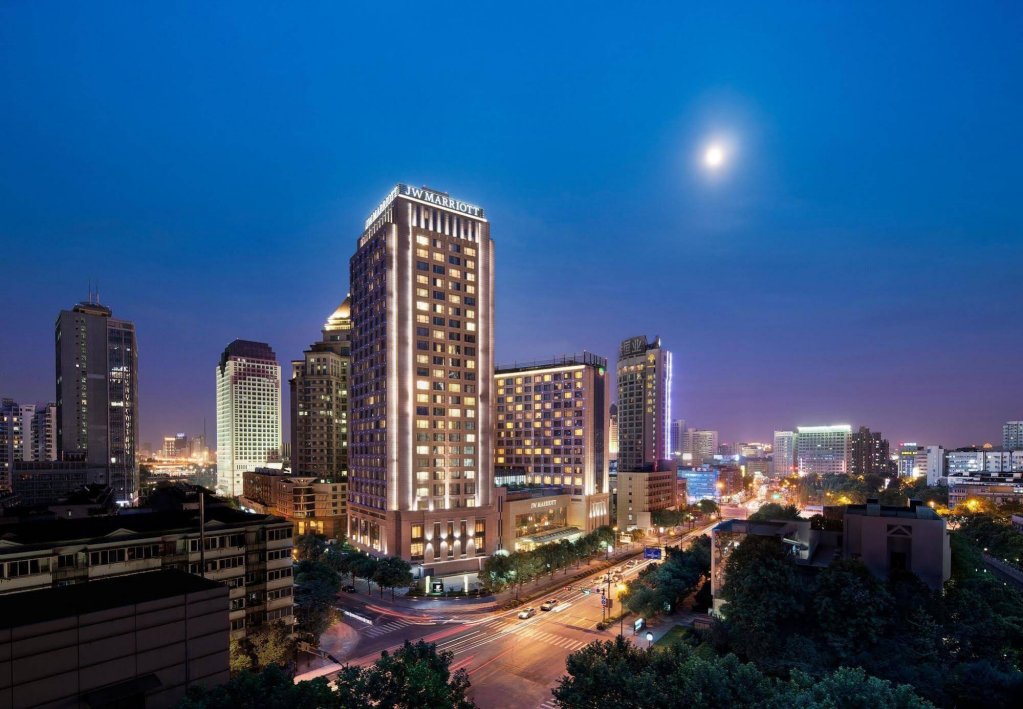 Фото Courtyard by Marriott Hangzhou Wulin