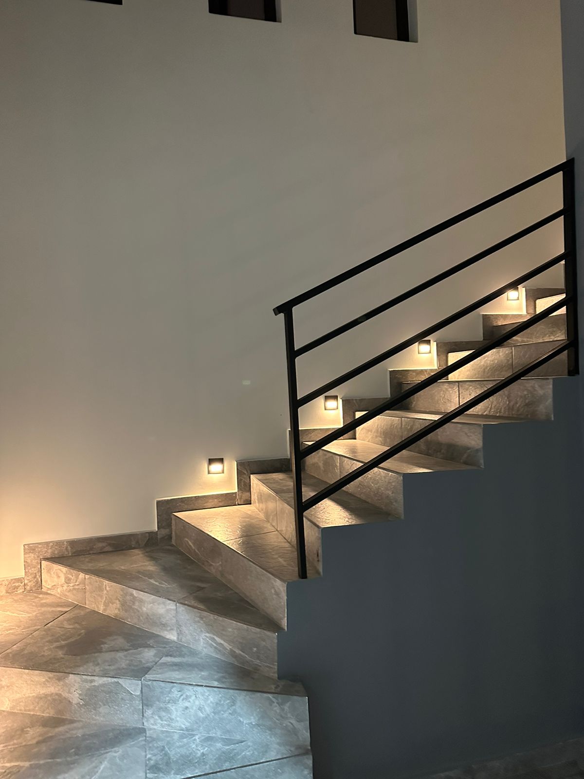 Фото Грандис