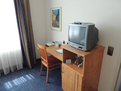 Фото Airport Businesshotel Koeln