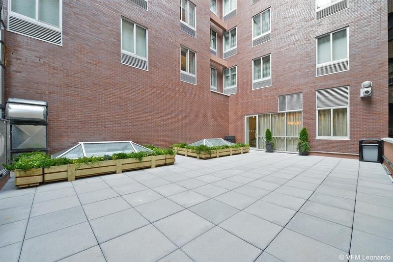 Фото Holiday Inn Nyc - Lower East Side, an Ihg Hotel