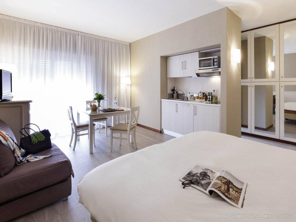Фото Aparthotel Adagio Roma Vatican