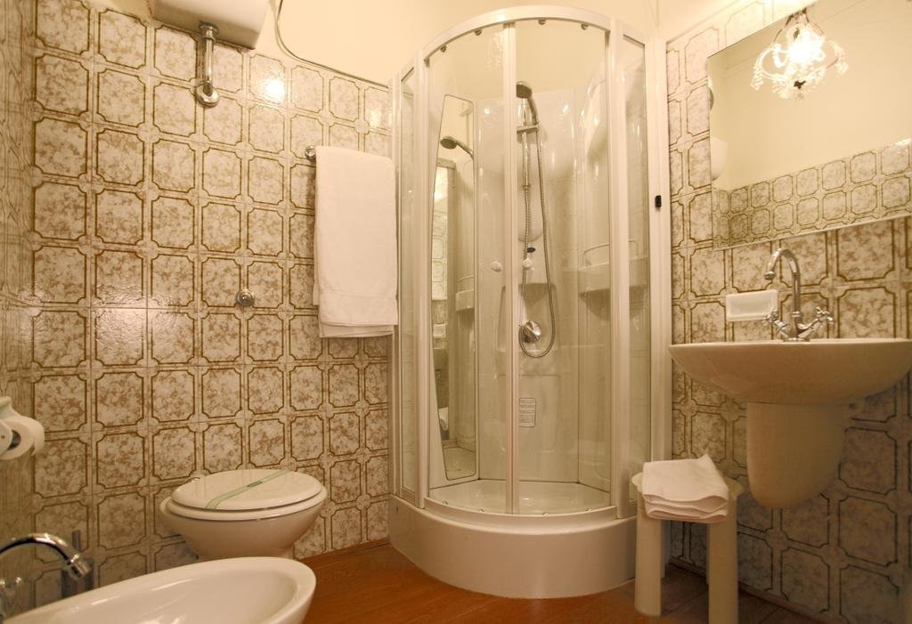 Фото Hotel Universo Lucca