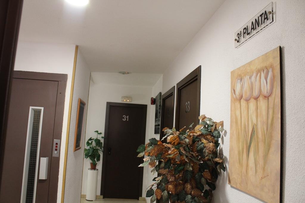 Фото Hostal Cuatro Canos