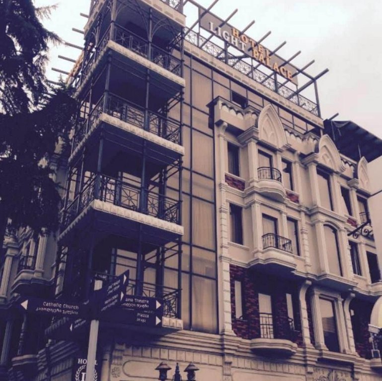 Фото Лайт Палас