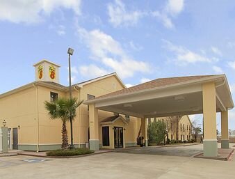 Гостиница Super 8 by Wyndham Lake Charles/Sulphur в Лейк-Чарльзе