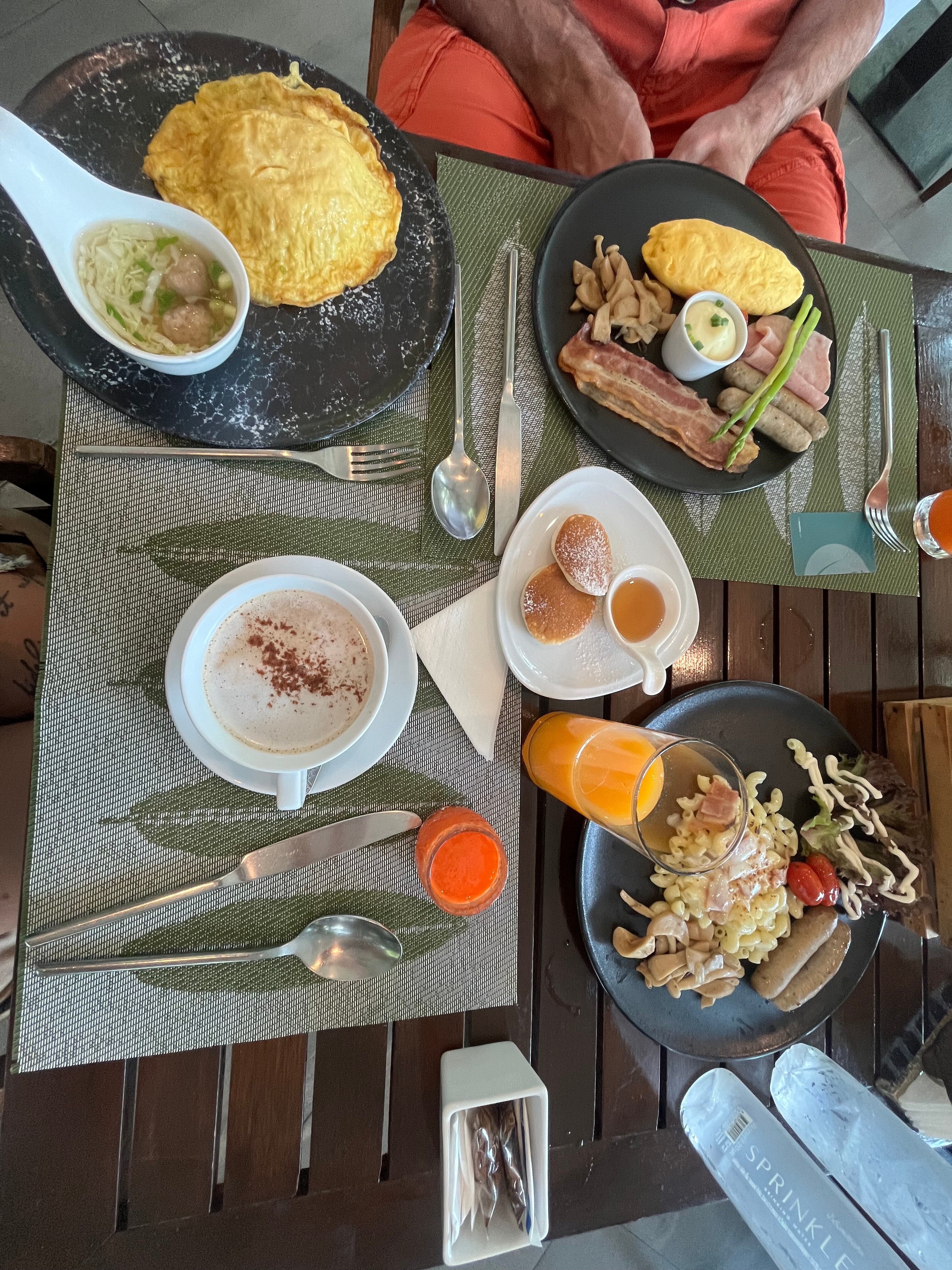 Фото The Monttra Pattaya