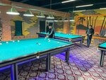 Medved billiard klub (Amir Temur ko'chasi, 77A),  Navoyida bilyard klubi