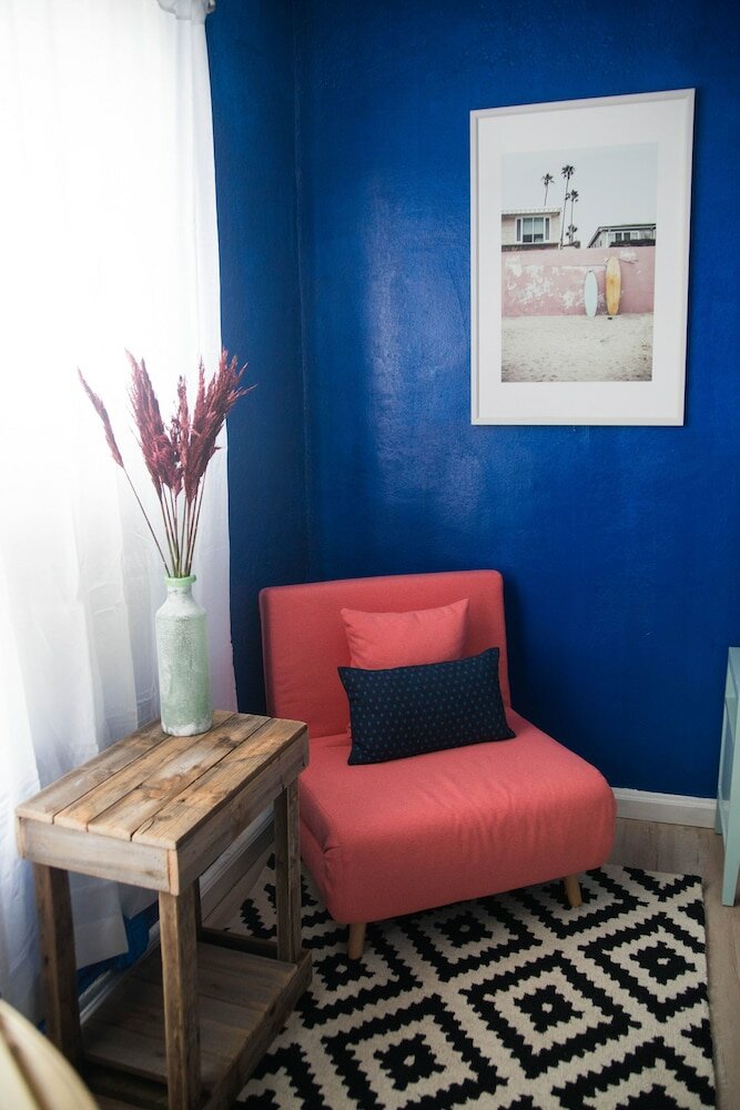 Фото Amazing Studio in Beverly Boulevard! Sleeps 3!