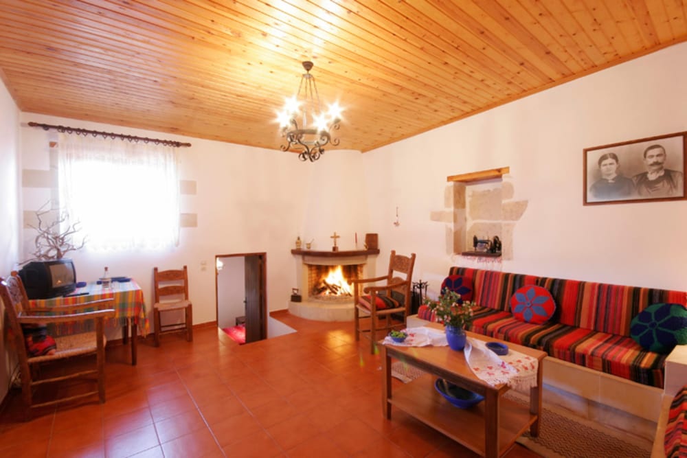 Фото Fenareti Village House