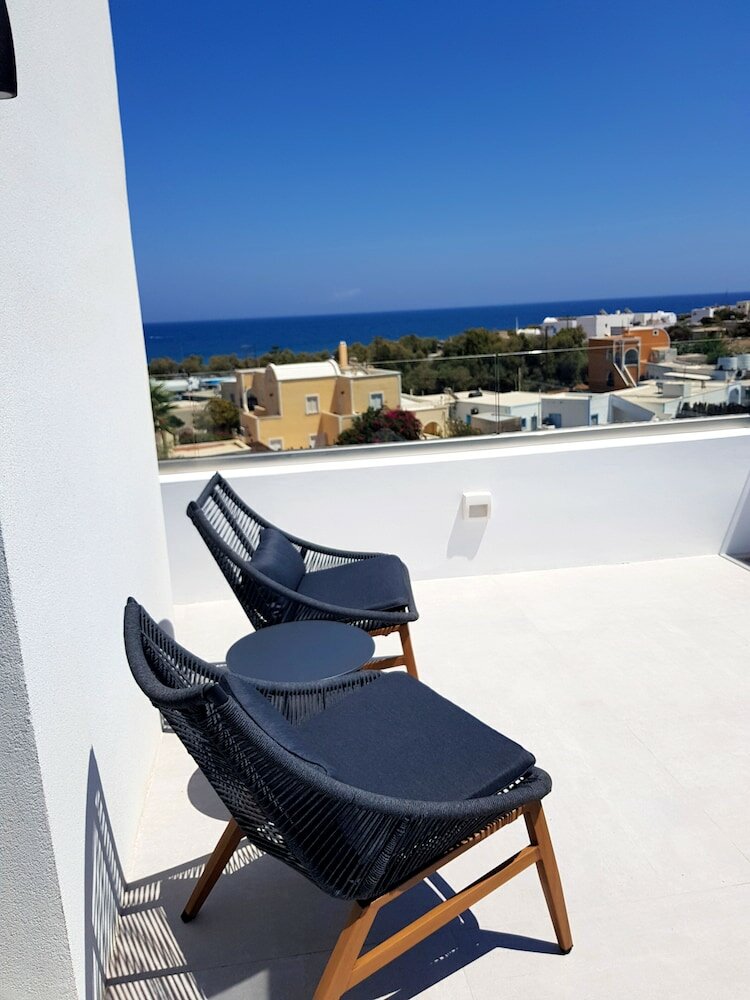 Фото MyLithos Suites