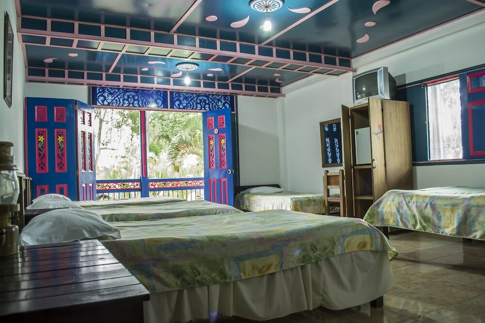 Фото On Vacation Karlaká