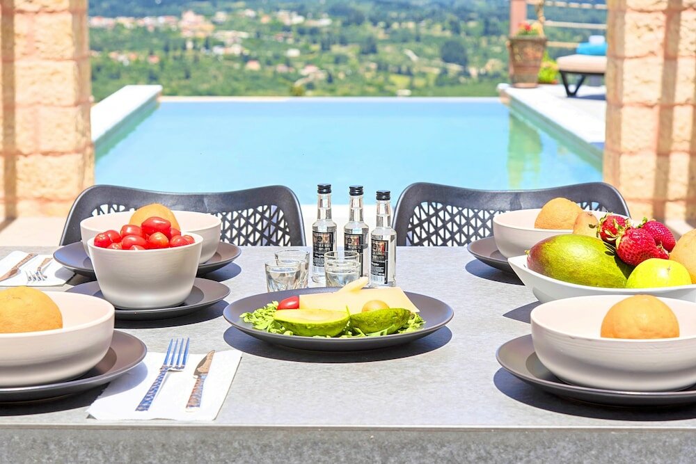 Фото Villa Vardis Heated Pool