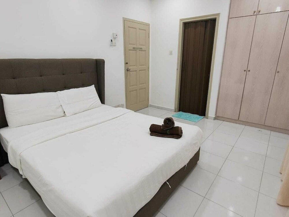 Фото Malacca Town Tranquerah Cluster Home