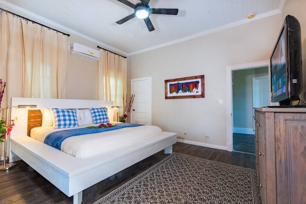 Фото Blue Ocean Village House at Cable Beach