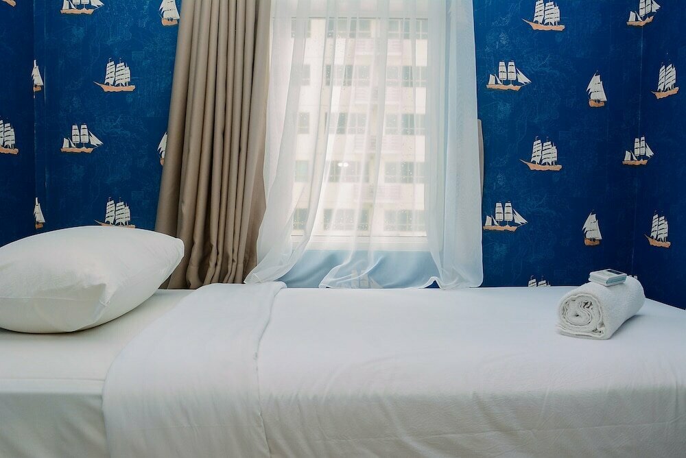 Hotel Pool View and Homey 2br Apartment @ Springlake Summarecon, Bekasi, photo