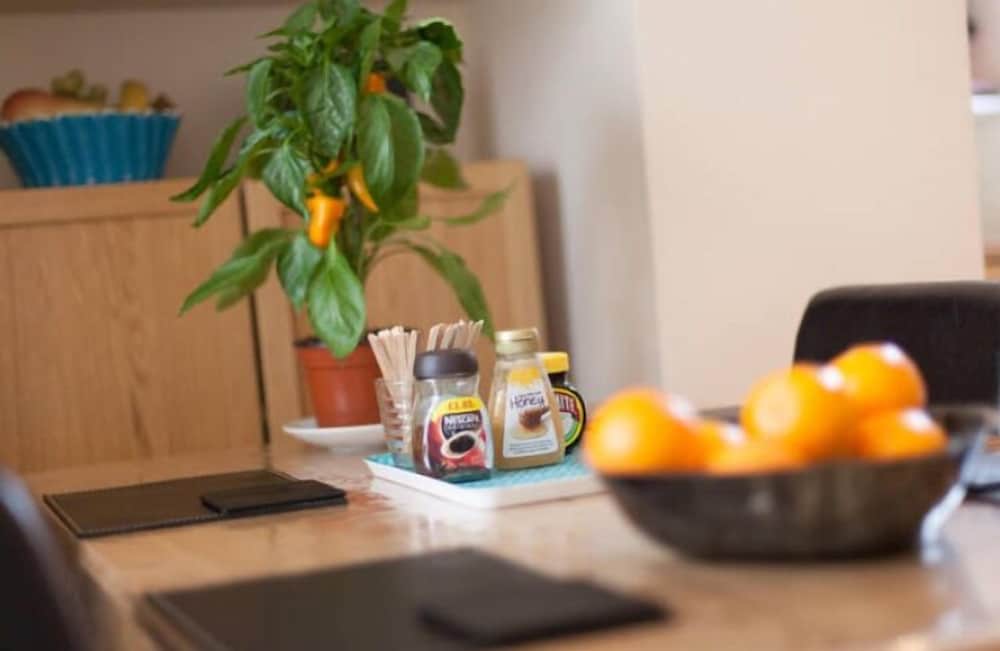 Фото Home2Home-Rooms