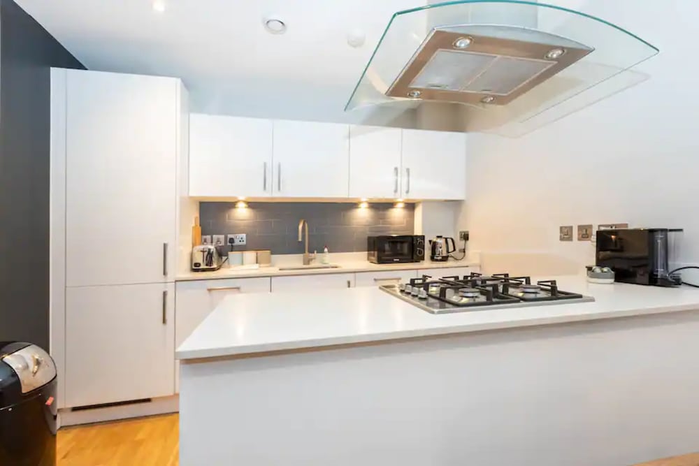 Фото Stylish & Luxurious 2 Bedroom Flat - Shoreditch