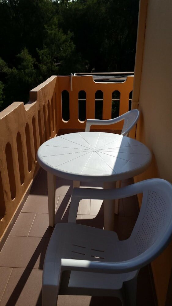 Фото Leonidas Rooms