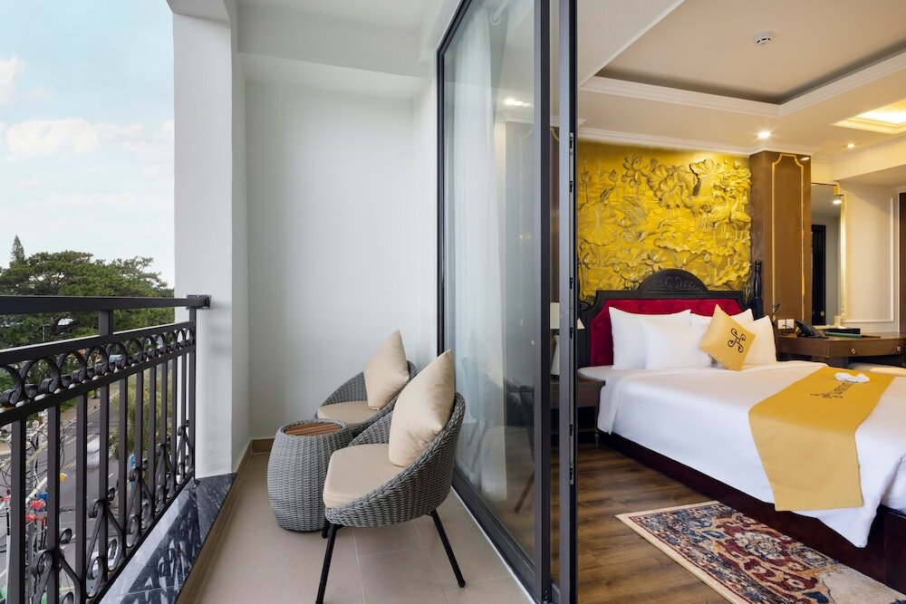 Фото Dalat Prince Hotel