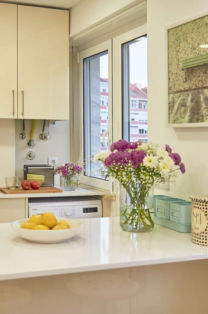 Фото Light Apartment W Balcony Apartment by TimeCooler