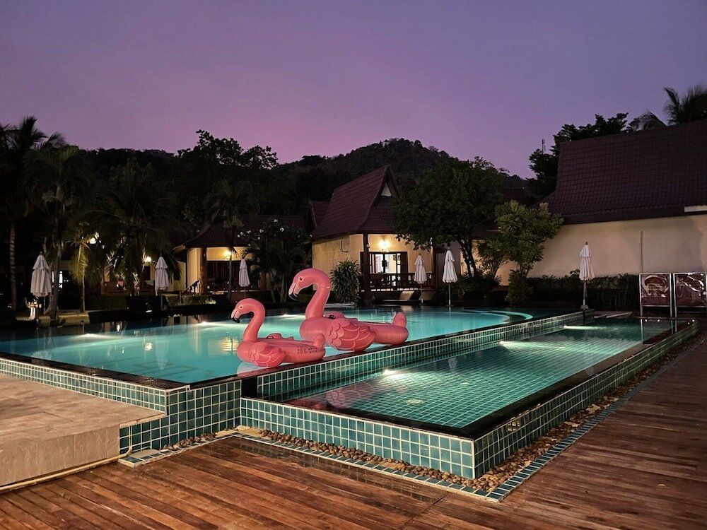 Фото Phi Phi Villa Resort