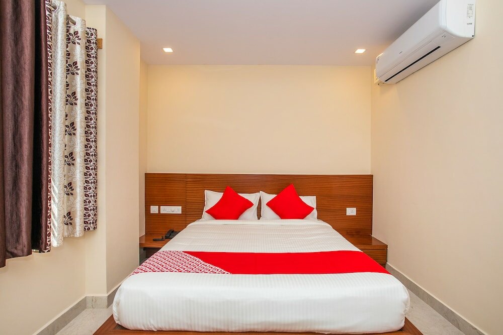 Фото Oyo 18836 Orchid Suites