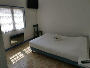 Hotel Oasis (Occitanie, Pyrénées-Orientales, Arrondissement de Céret, Argelès-sur-Mer, Avinguda de la Torre d'En Sorra), hotel