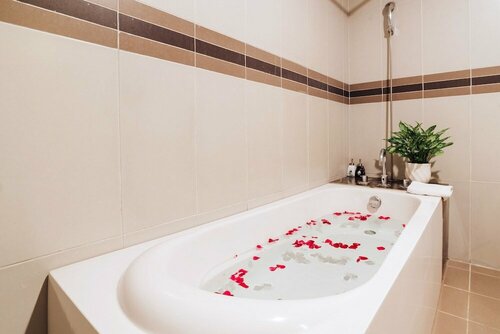 Гостиница White Palace Thai Binh Hotel 1 в Тхайбине
