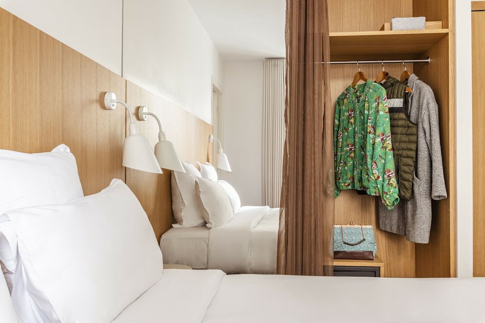 Фото 9Hotel Republique