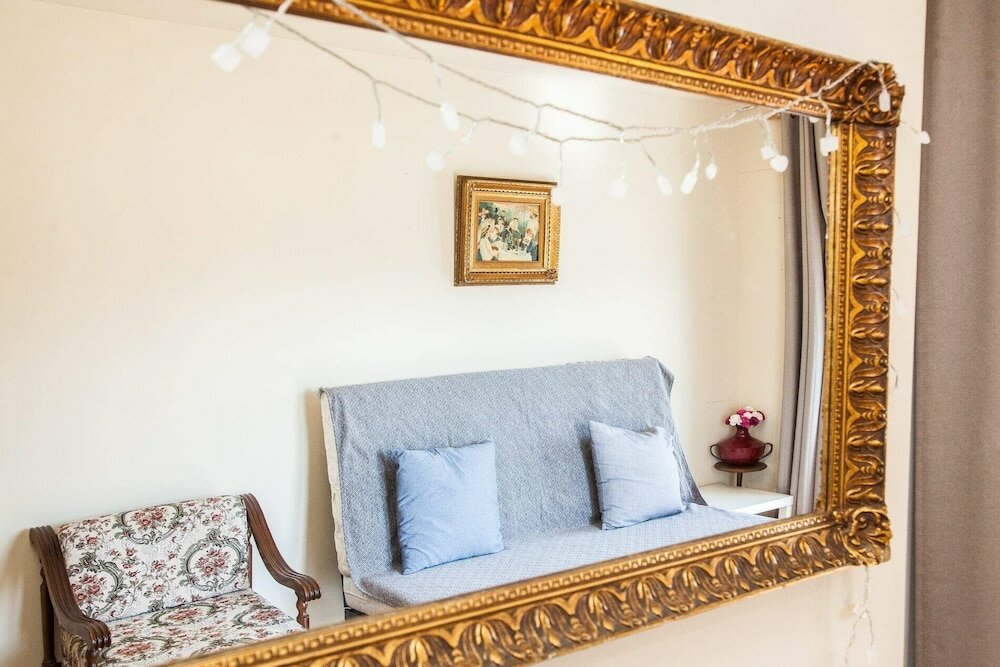 Фото Gorgeous 3 bedrooms apt at Exarcheia