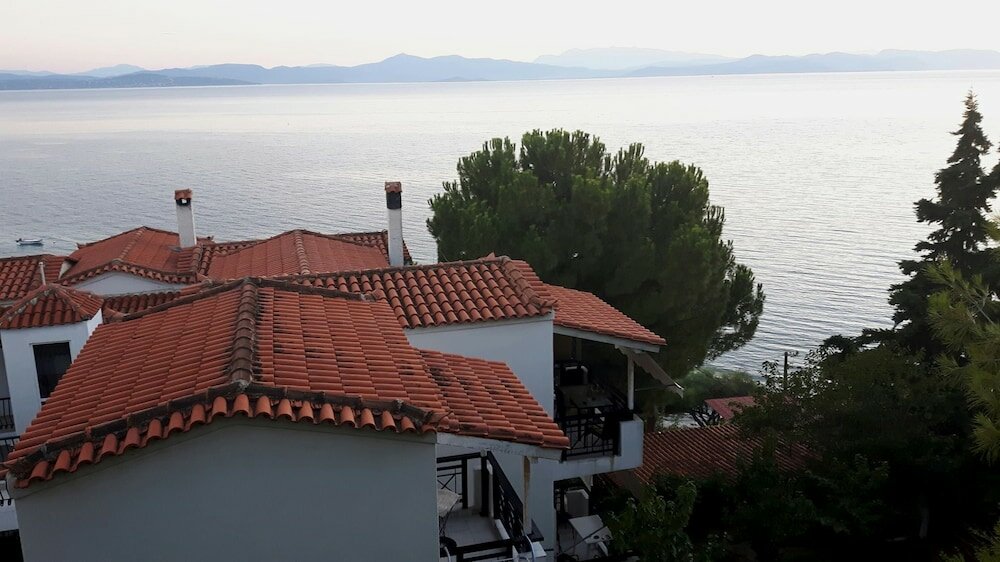 Фото Dennis Hotel