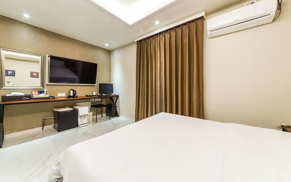 Фото Bucheon Hotel O2