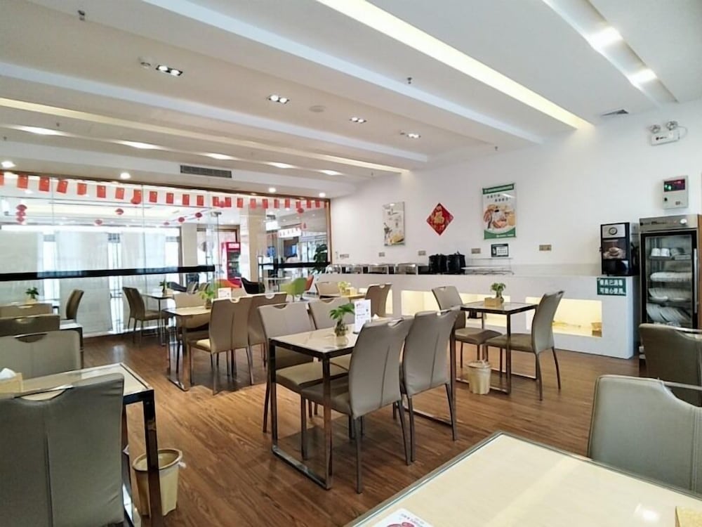 Фото GreenTree Inn Baoji Fengxiang Donghu Business Hotel