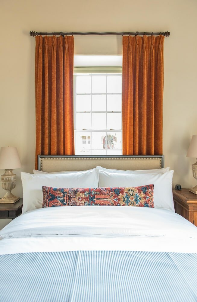 Фото The Armory Park Inn