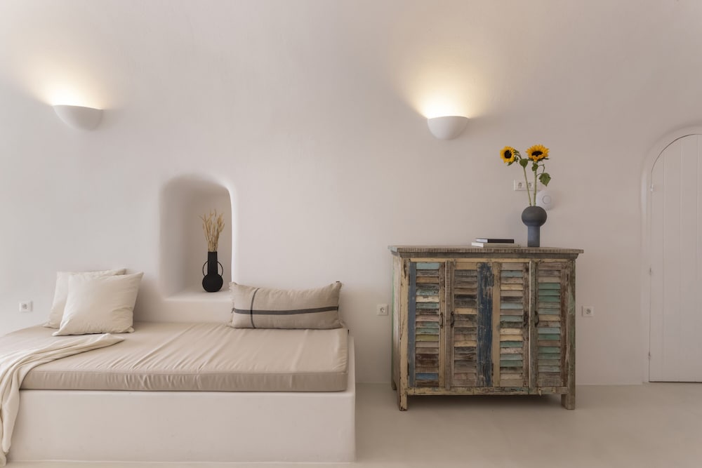 Фото Bluedome Cavehouses Santorini