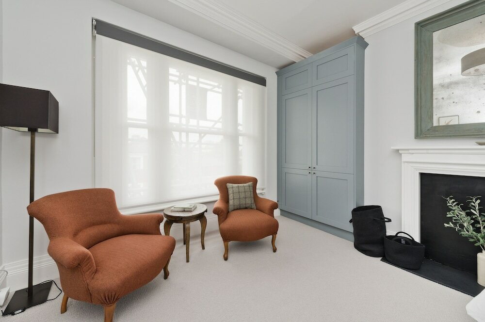 Фото Perfect Pied-a-terre in Clapham by Underthedoormat